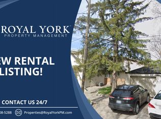 29 Whitman St, Toronto, ON M2M3H7