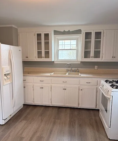 1328 Cleveland Dr — Photo 13
