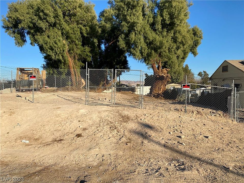 1st image of 2572 McLaurine Ave