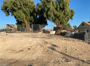 2572 McLaurine Ave, Las Vegas, NV 89121