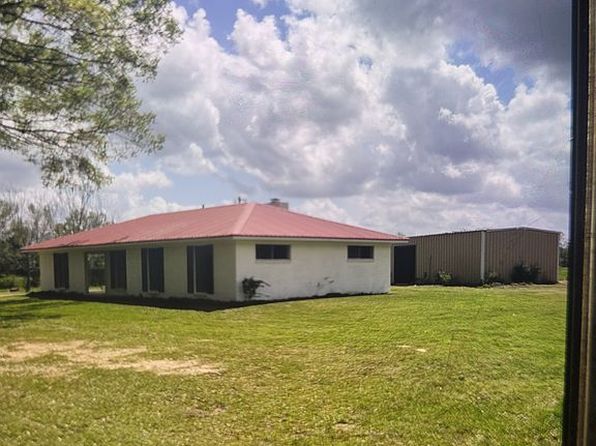 439 New Hope Rd, Mount Olive, MS 39119