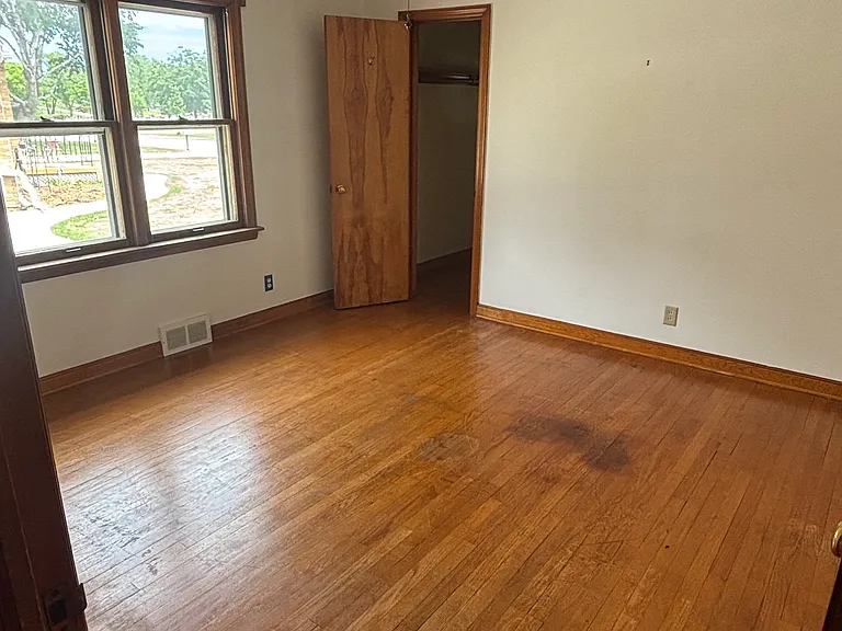 4329 S 47th St #1 — Photo 7
