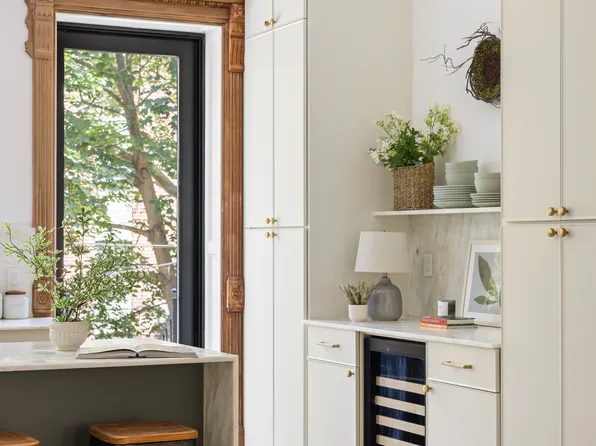 521 Monroe Street image 7 of 16