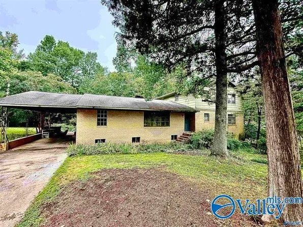 258 N Mountain Dr, Trinity, AL 35673