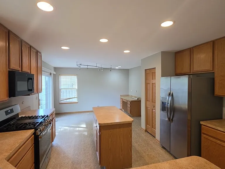 Cape Cod Ln — Photo 15