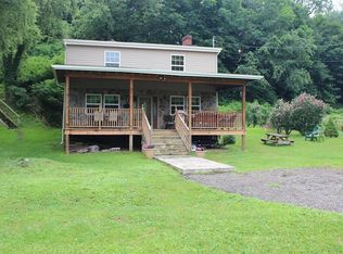 122 McKeesport Rd, Elizabeth, PA 15037