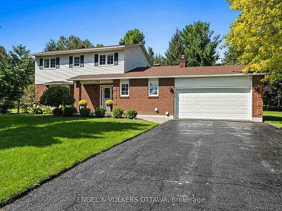 2nd image of 109 Inniskillin Dr