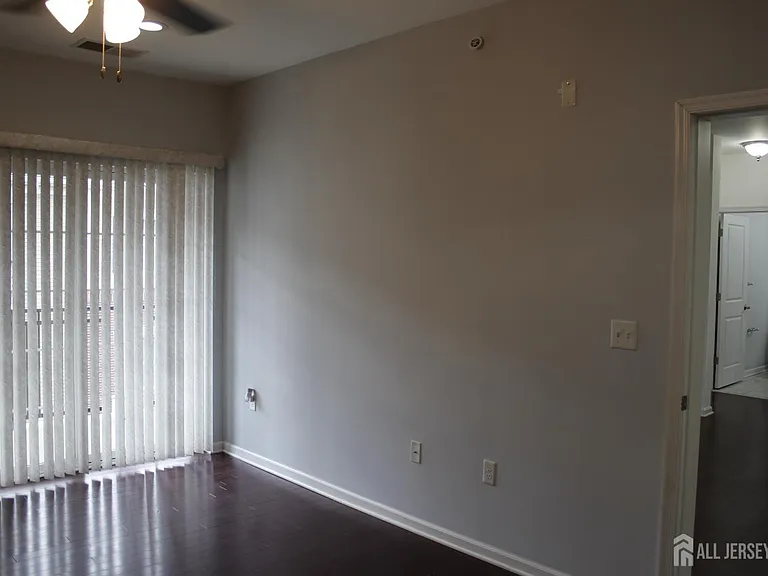 446 Micali Way — Photo 32
