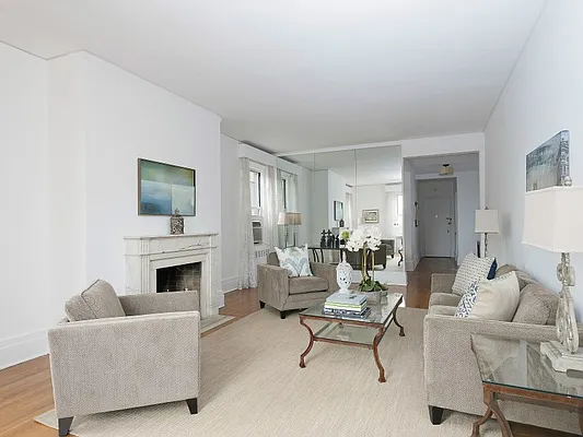 Sold by Sotheby's International Realty | media 4