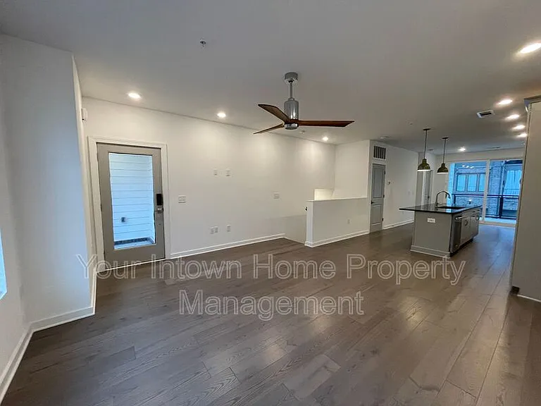 407 Pratt Dr SE #1105 — Photo 4