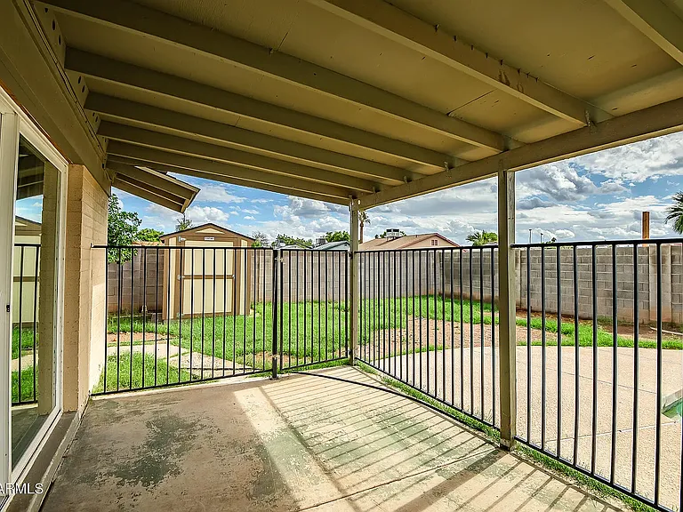 5601 W Carol Ave — Photo 25