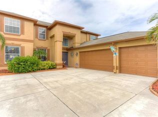 11102 Kempton Vista Dr, Riverview, FL 33579