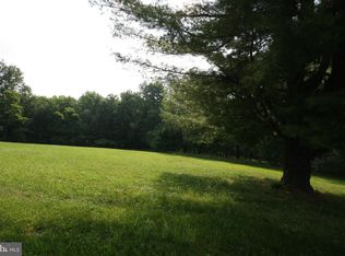 12 Laurel Ct, Oakland, MD 21550