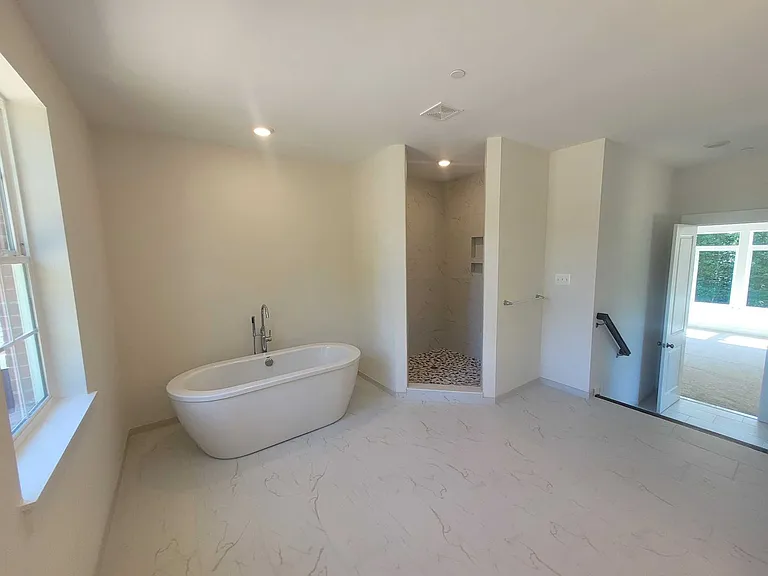 5709 Iron Stone Rd — Photo 10