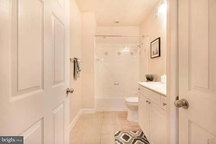 1st image of 501 Hungerford Dr APT 353