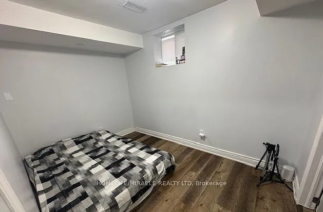 2 bed, $1,550 — Photo 4