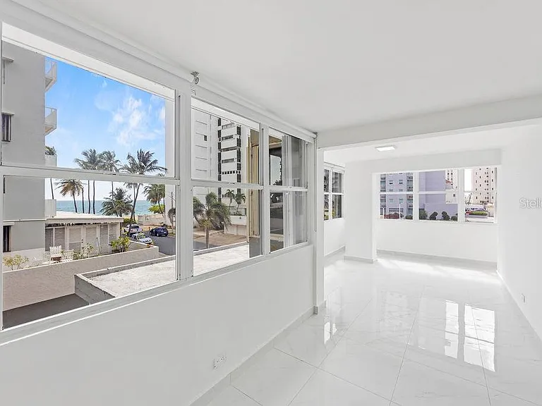 54 Kings Ct #2B — Photo 4