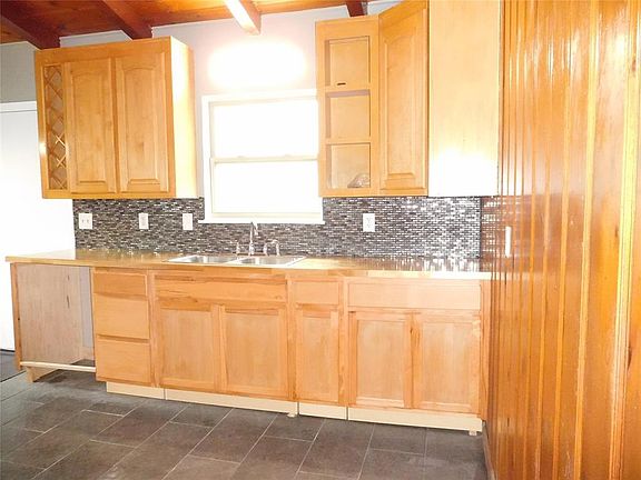 2nd image of 5910 Weber Ave