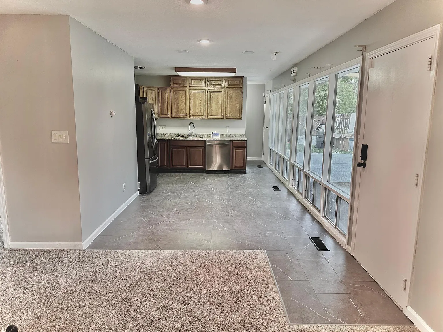1188 Hillridge Rd photo 1