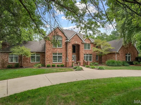 2917 18th Fairway Dr, Belleville, IL 62220