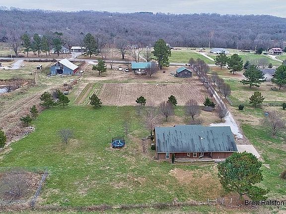 Exterior prior to 2022