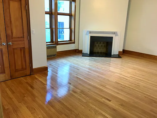 Rented by Joe Gotham LTD | media 23