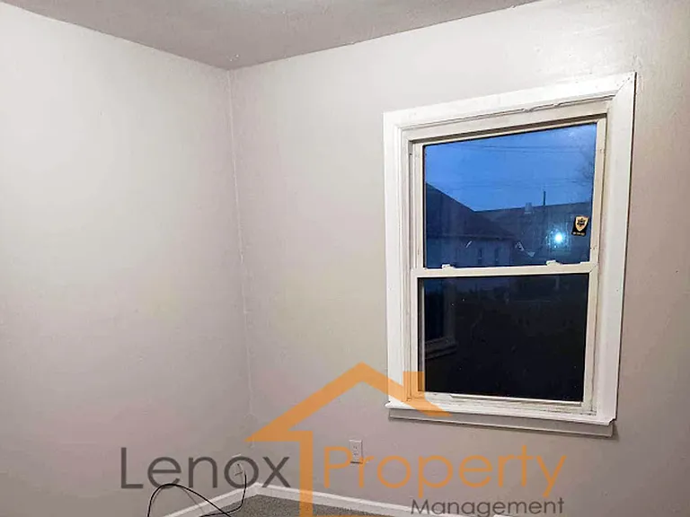 7020 Republic Ave — Photo 7