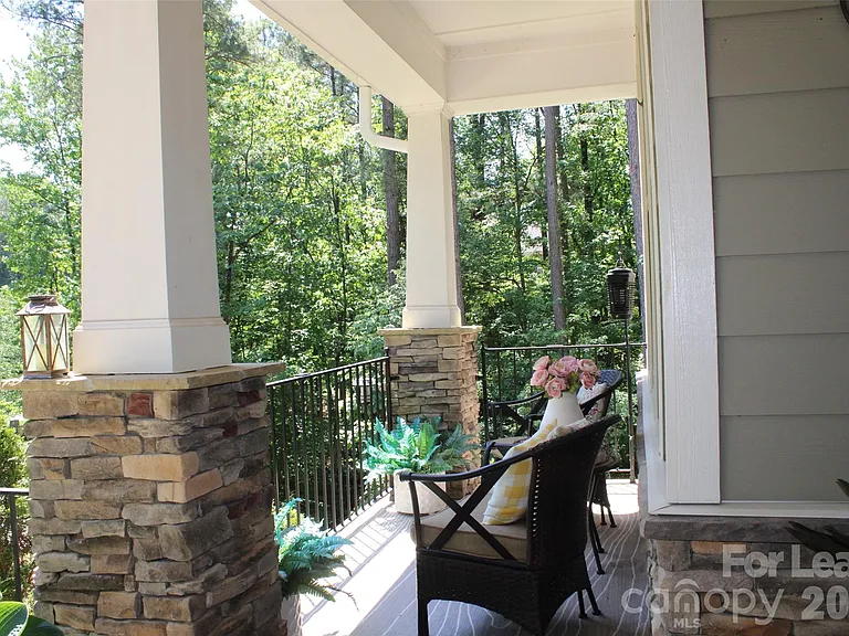 4181 Palm Dr — Photo 39