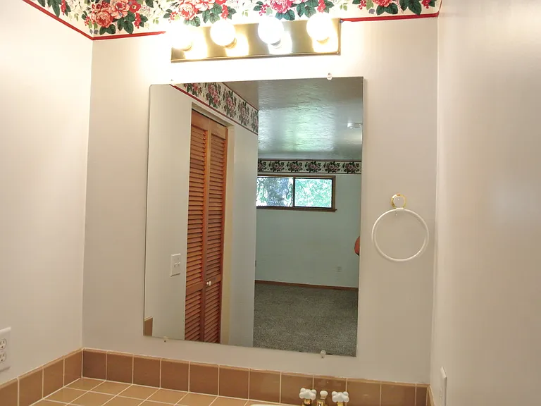206 NE Powderhorn Dr — Photo 10