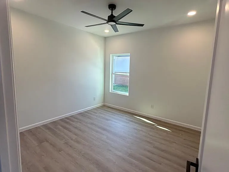 3536 Hidalgo St — Photo 7