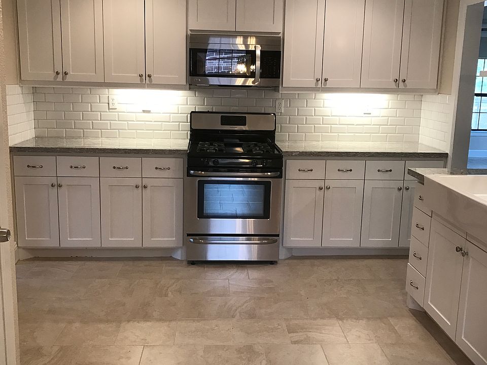 1st image of 1050 Indian Hills Dr