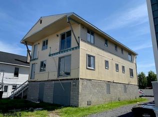 126 N Portland Ave, Ventnor City, NJ 08406