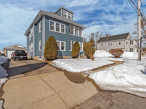 4th image of 43 Woodbine St