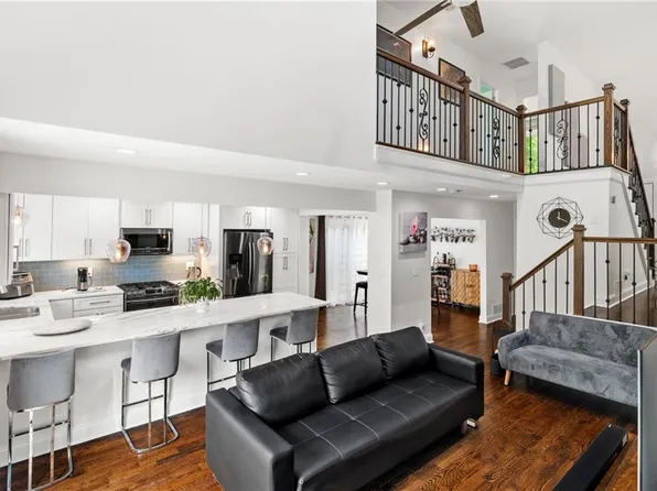 235 Leeward Ln, Roswell, GA 30076