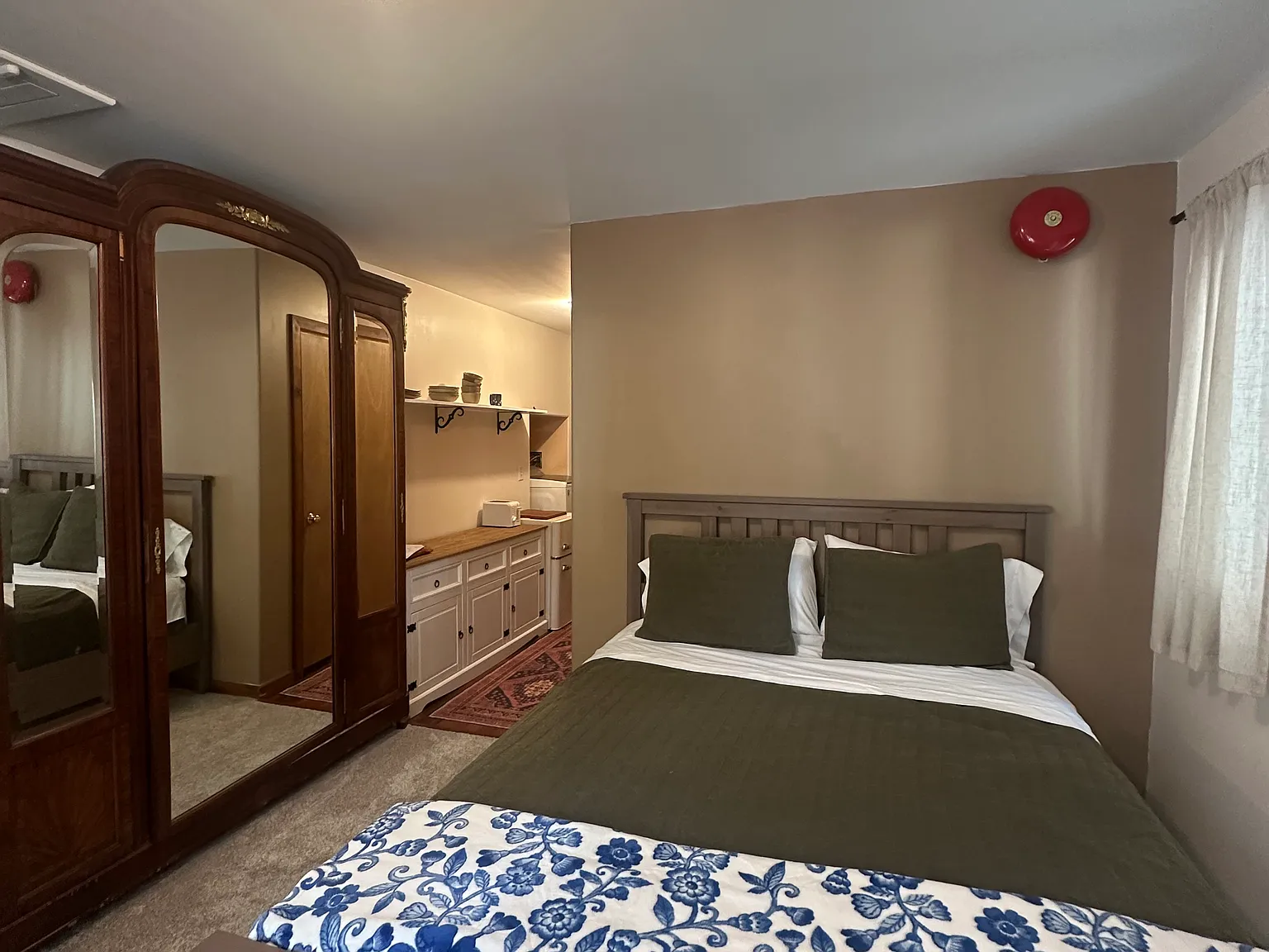 1 bed, $2,700 — Photo 3