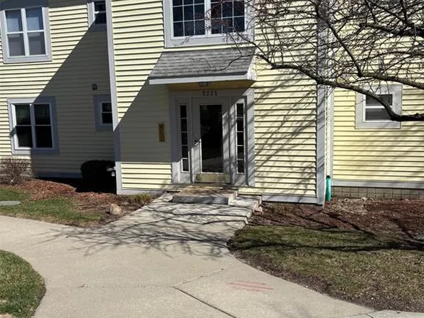 2225 S Huron Pkwy APT 2, Ann Arbor, MI 48104