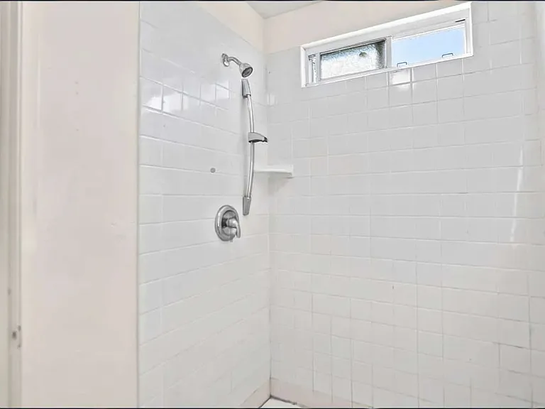 335 Spode Way — Photo 8