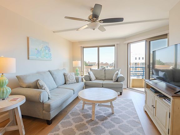 4th image of 7100 Ocean Ave APT 305