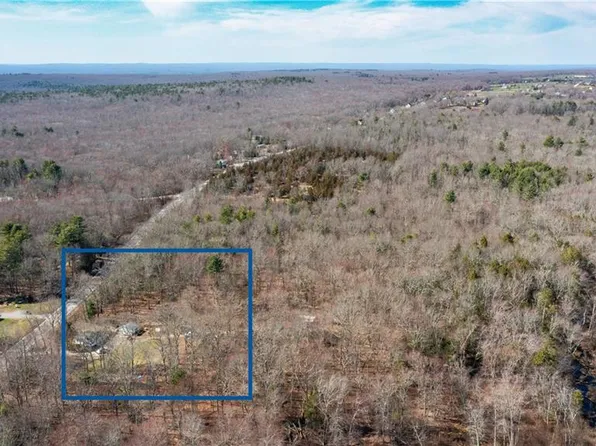 768 Ekonk Hill Rd, Voluntown, CT 06384