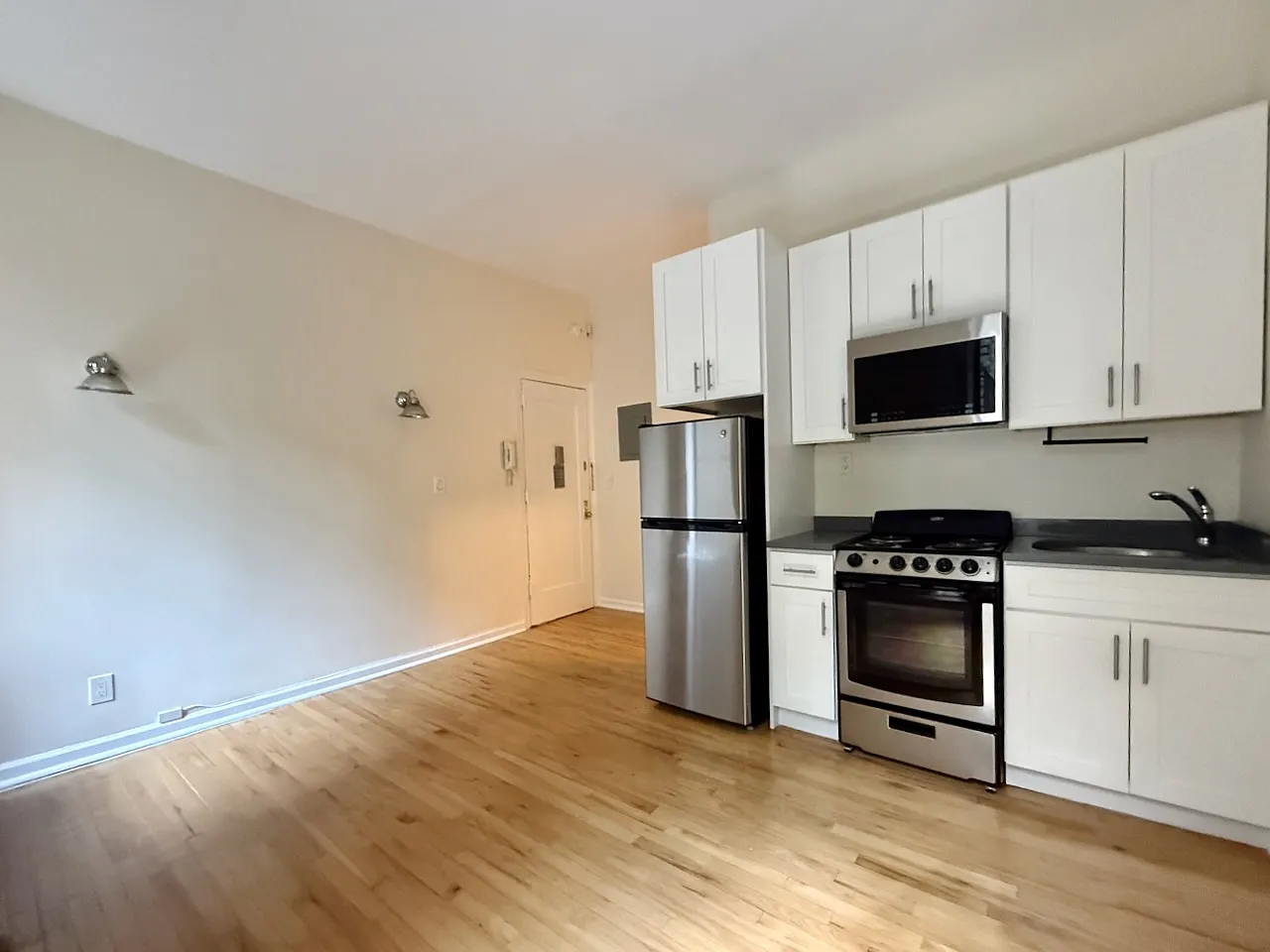 53 West 72nd Street — Photo 3