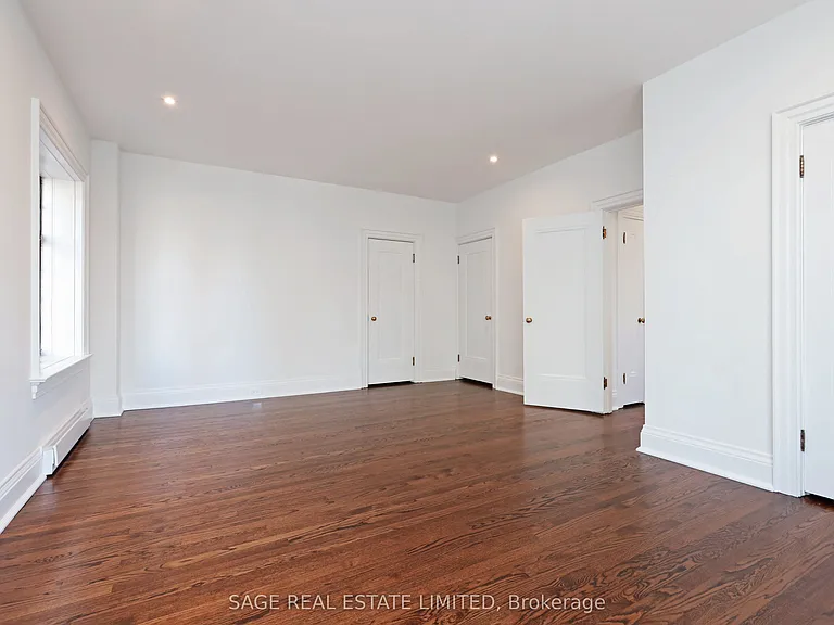 150 Balmoral Ave #304 — Photo 32