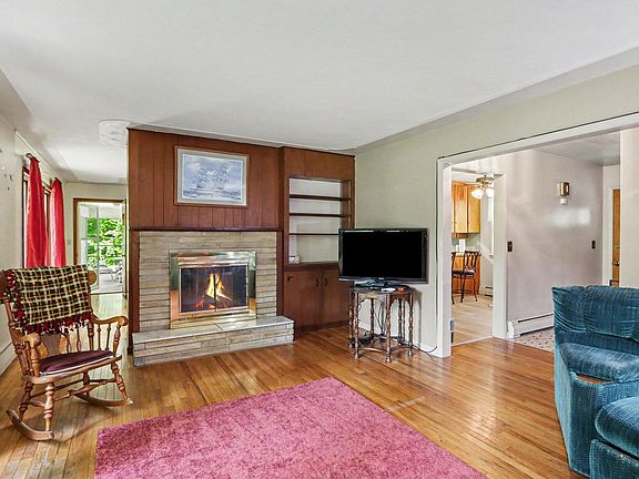 3rd image of 12436 E Michigan Ave