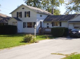 806 Napoleon Rd, Bowling Green, OH 43402