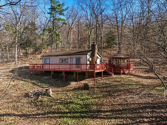 2nd image of 447 Blackberry Ln