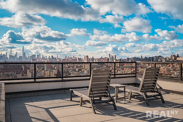 Rented by REAL New York | media 27