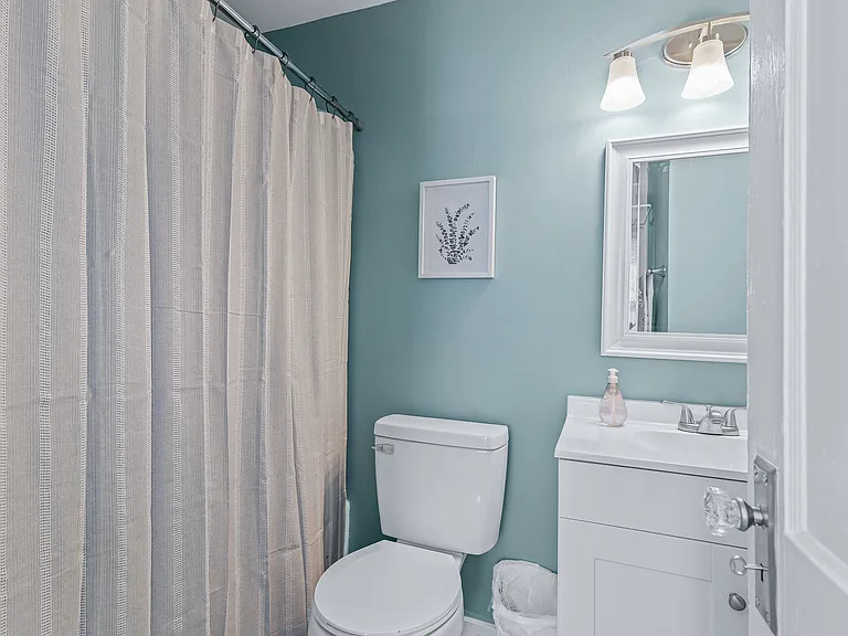 8 Bonita Dr #B — Photo 11