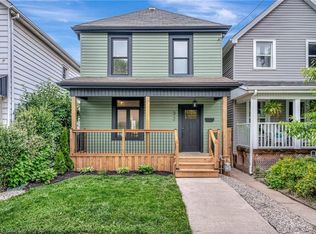 32 Picton St W, Hamilton, ON L8L1E2