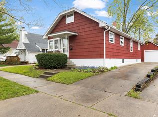 742 Schomer Ave, Aurora, IL 60505