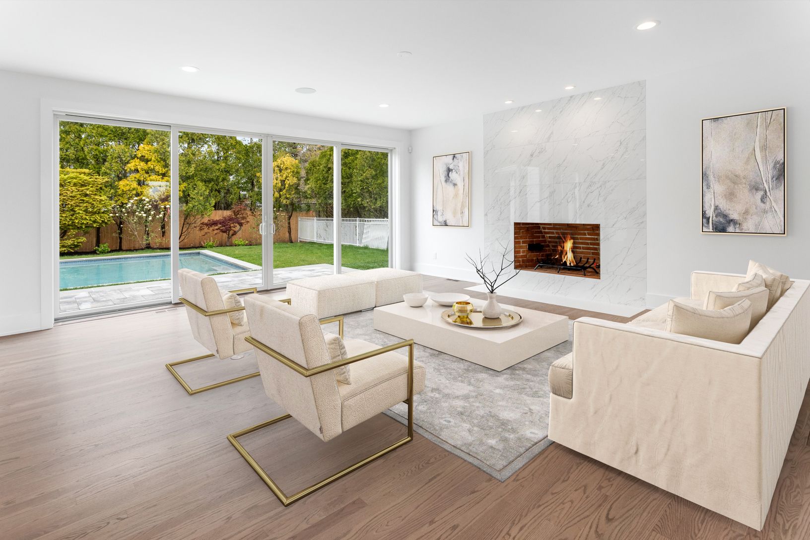  View of the pool too