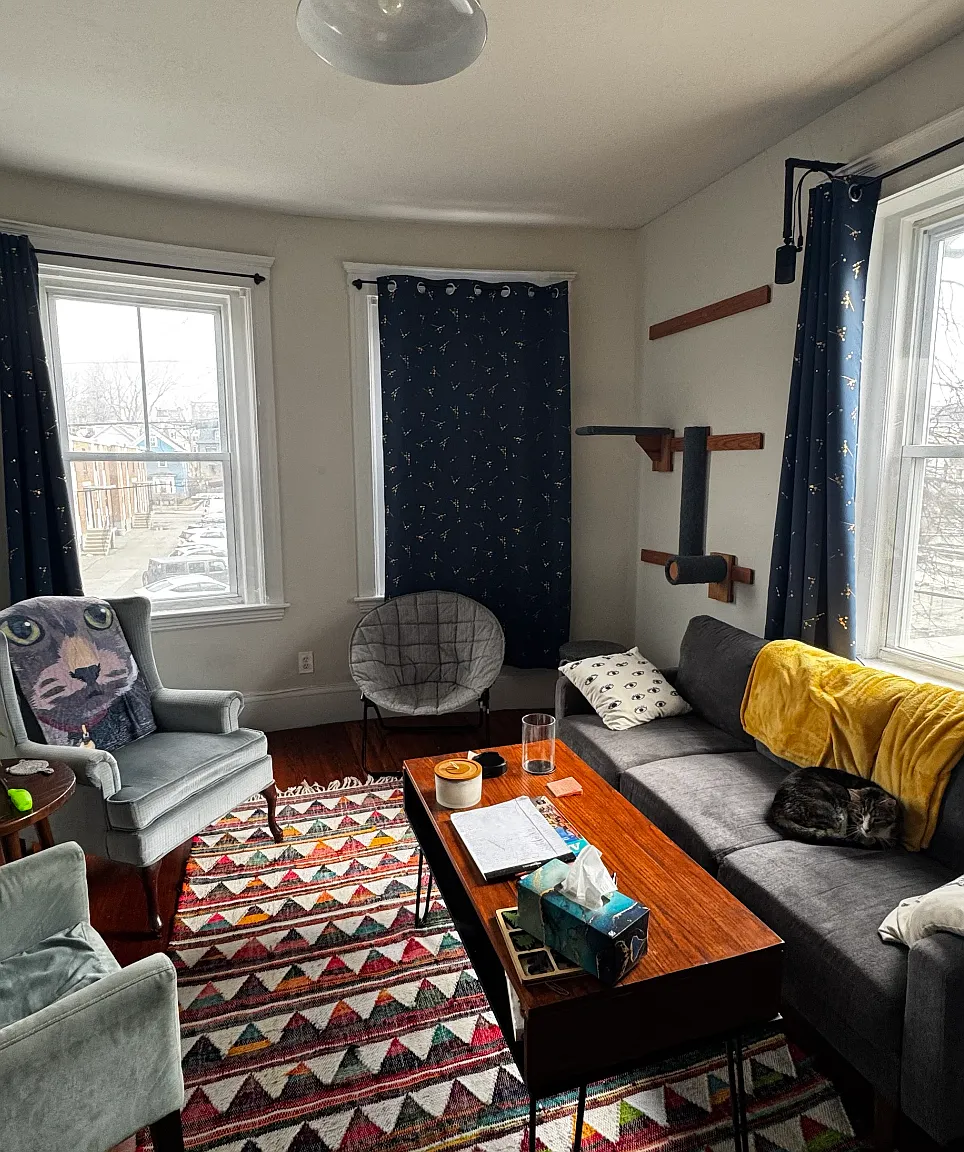 2 bed, 9999 sqft, $3,000 — Photo 2